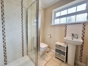 Photo 16- click for photo gallery